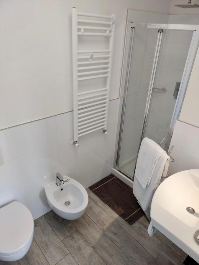 La Brise Hotell Marina di Pietrasanta Exteriör bild