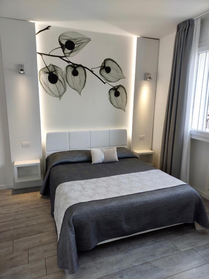 La Brise Hotell Marina di Pietrasanta Exteriör bild