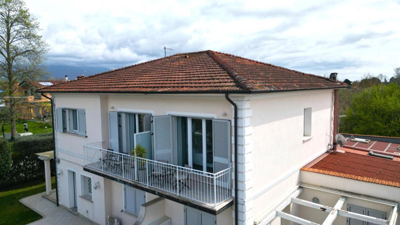 La Brise Hotell Marina di Pietrasanta Exteriör bild
