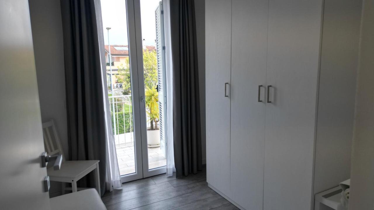 La Brise Hotell Marina di Pietrasanta Exteriör bild