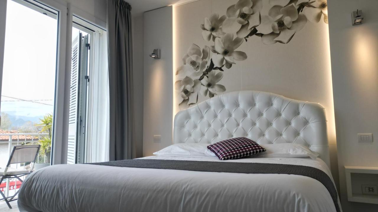 La Brise Hotell Marina di Pietrasanta Exteriör bild